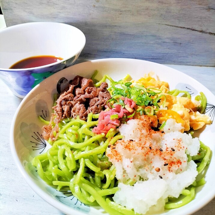 大根おろしとスクランブルエッグ乗せ瓦蕎麦